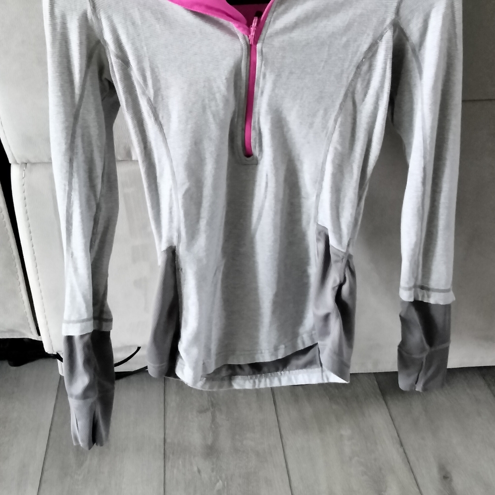 Stretchy light weight workout top